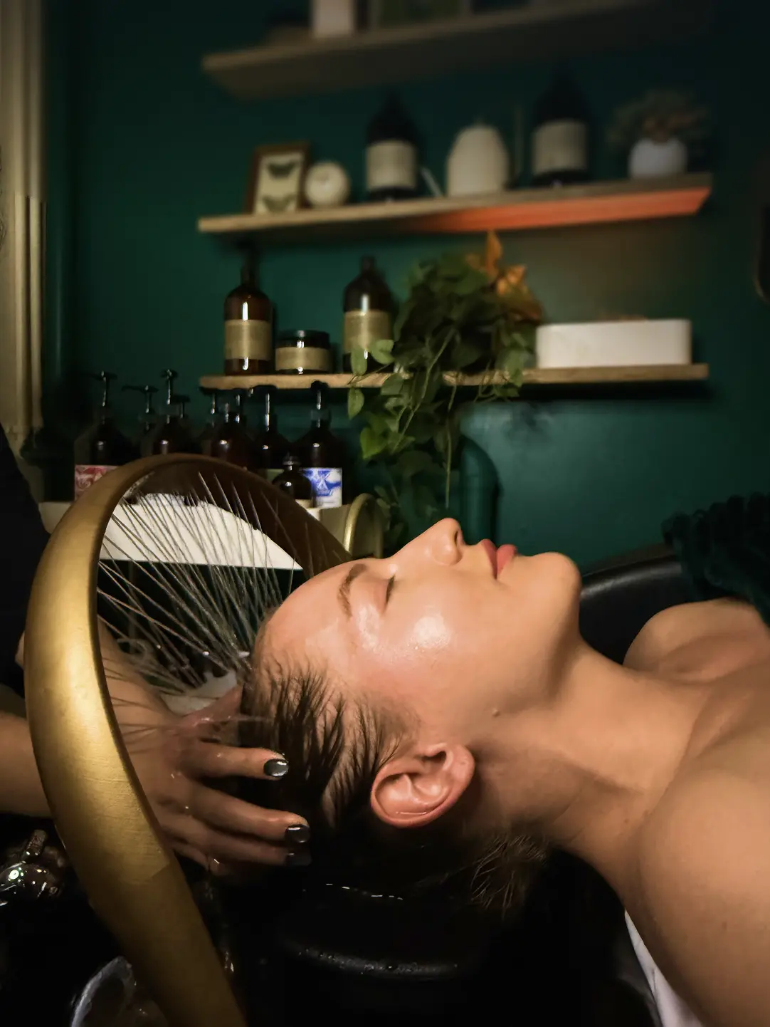 Japanese Head Spa water-ring treatment